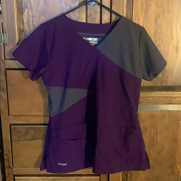 Scrub Set - Picture 1 of 4